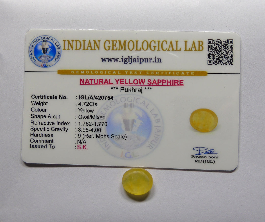 Yellow Sapphire(Pukhraj)_Bangkok: Luster A:Natural, Certified