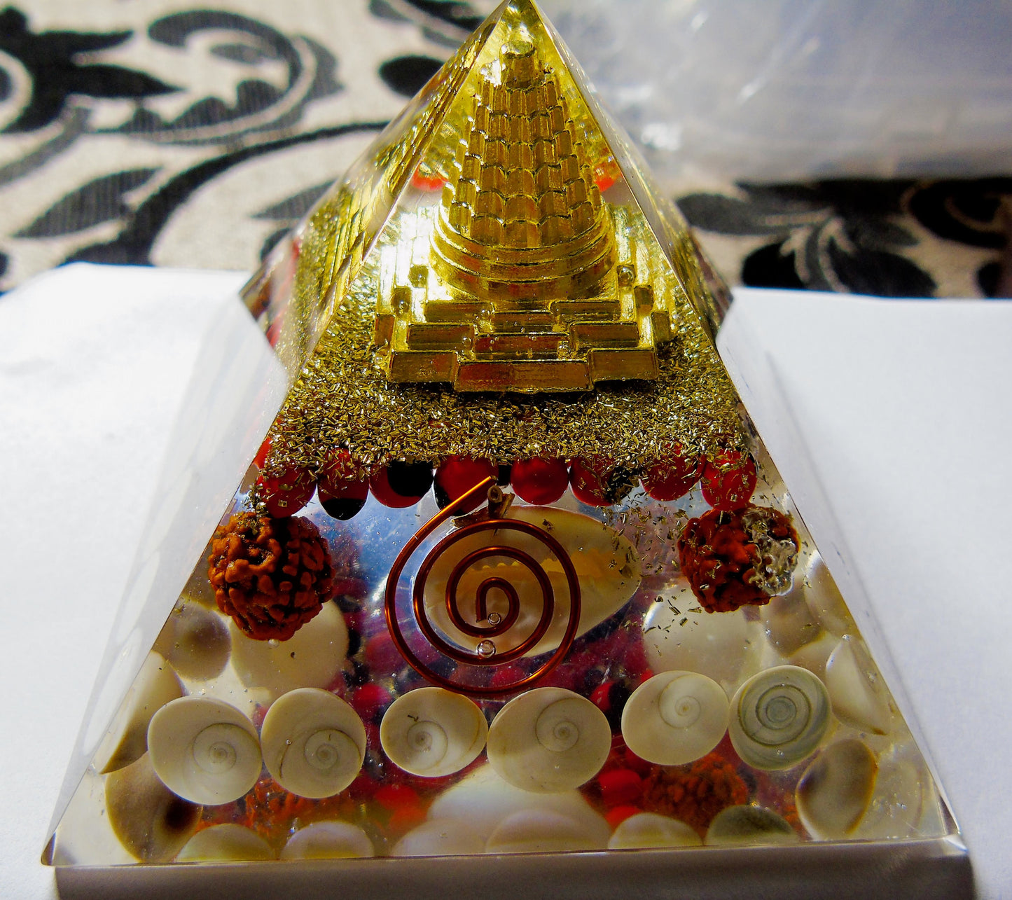 Shree Yantra Kaudi Gomti Chakra Pyramid