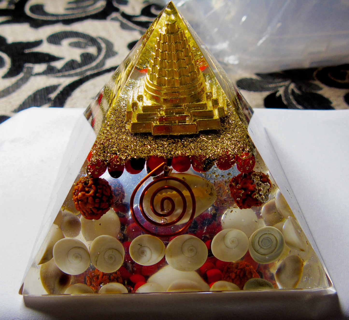 Shree Yantra Kaudi Gomti Chakra Pyramid