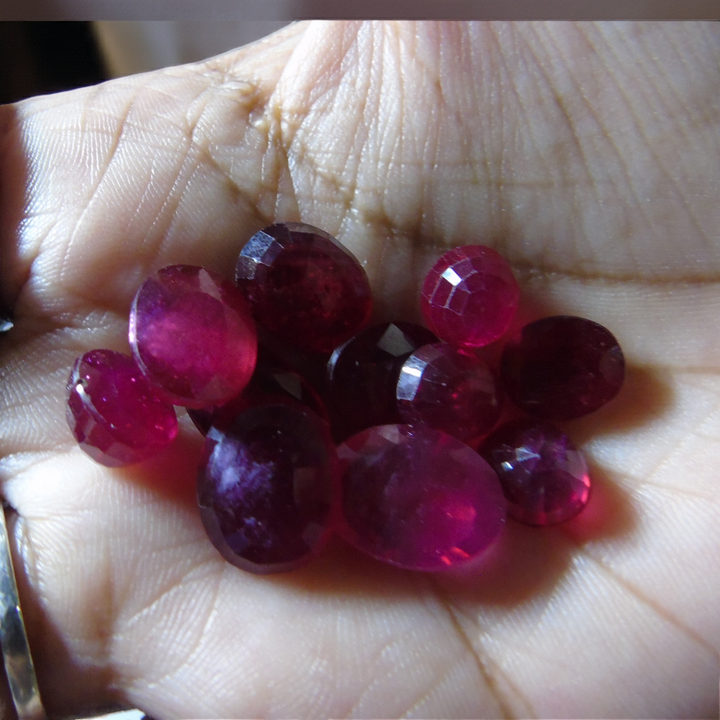 Ruby_Bangkok(PegionBlood_WaterMark): Luster A:Natural, Certified